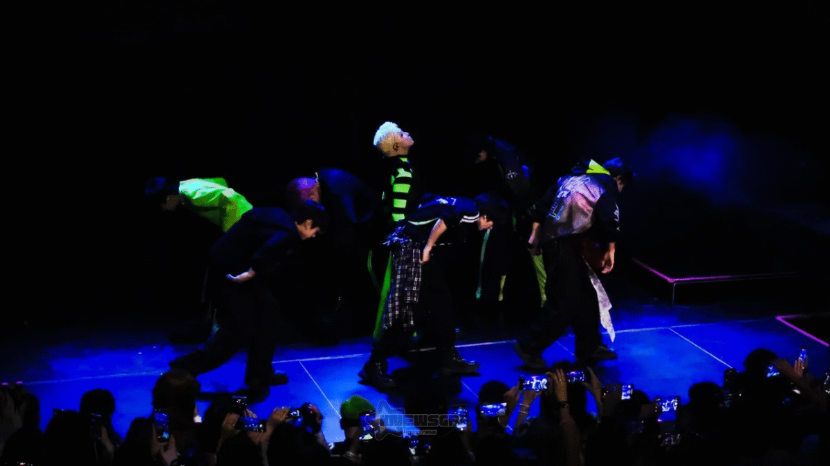 TRENDZ concert in Athens, Greece, 'GLOW' Tour