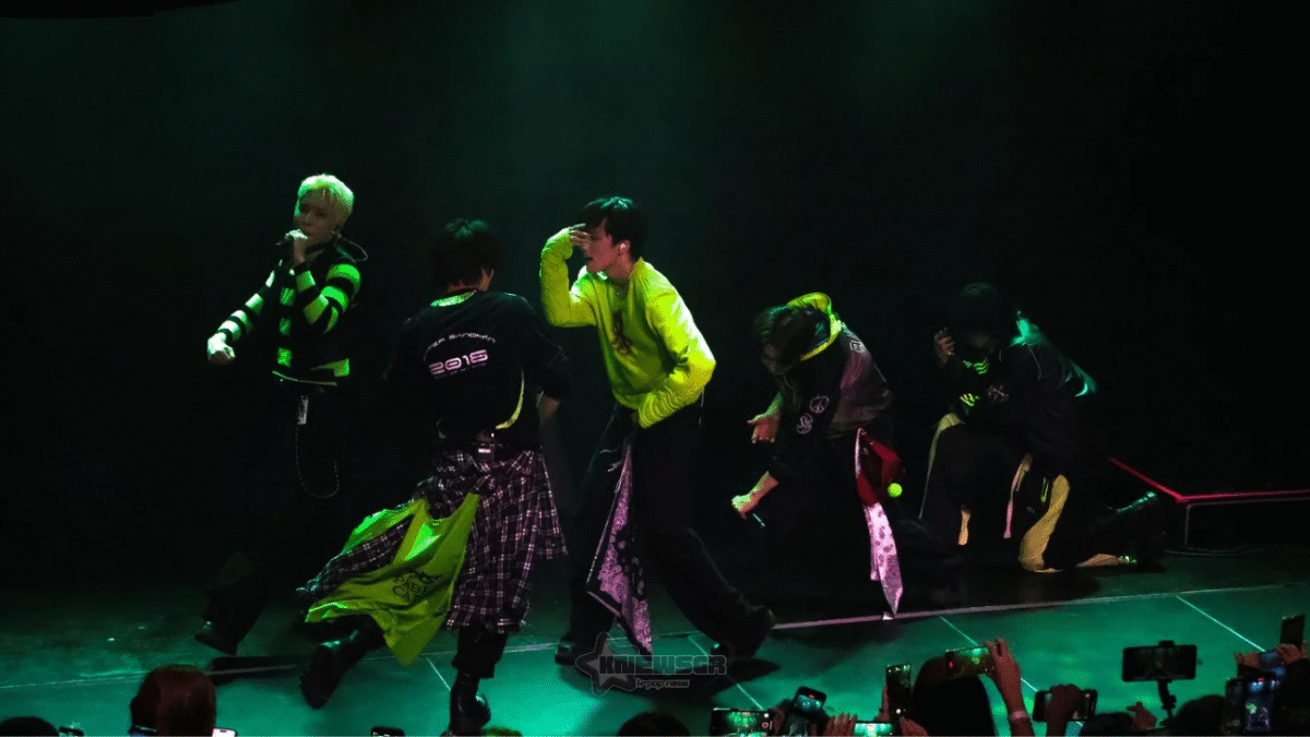 TRENDZ concert in Athens, Greece, 'GLOW' Tour