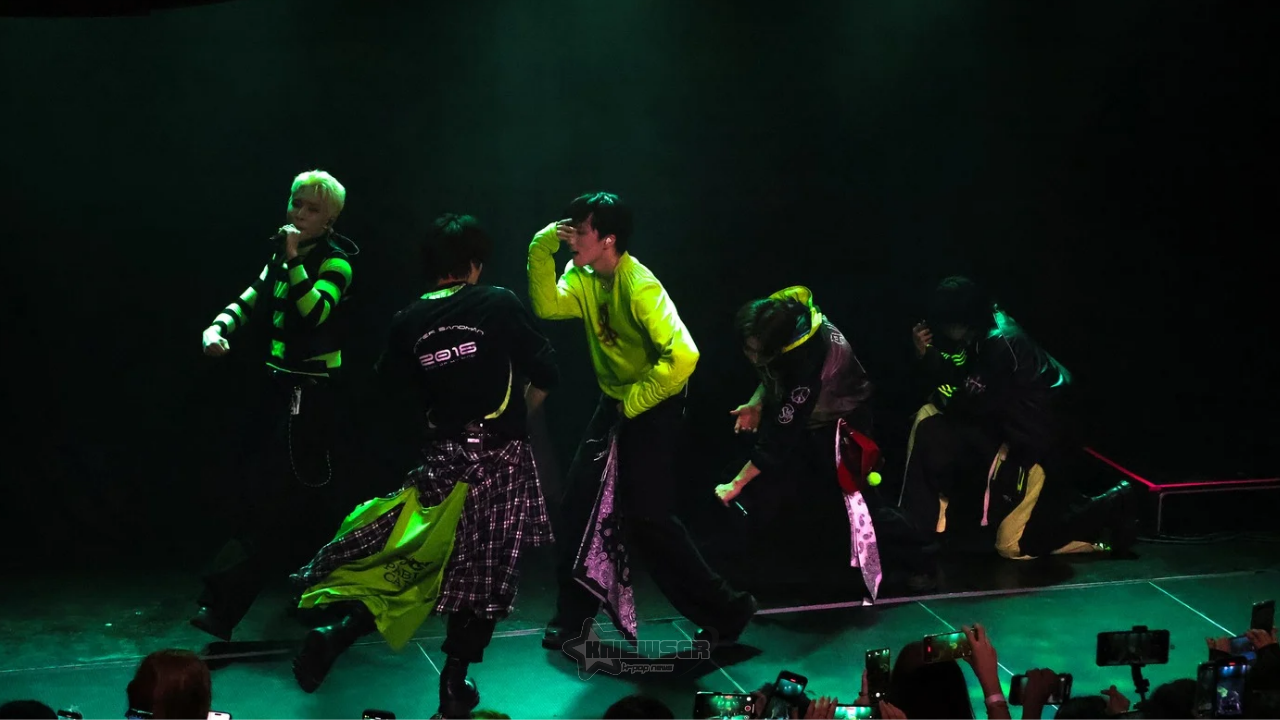 TRENDZ concert in Athens, Greece, 'GLOW' Tour TRENDZ concert in Athens, Greece, 'GLOW' Tour