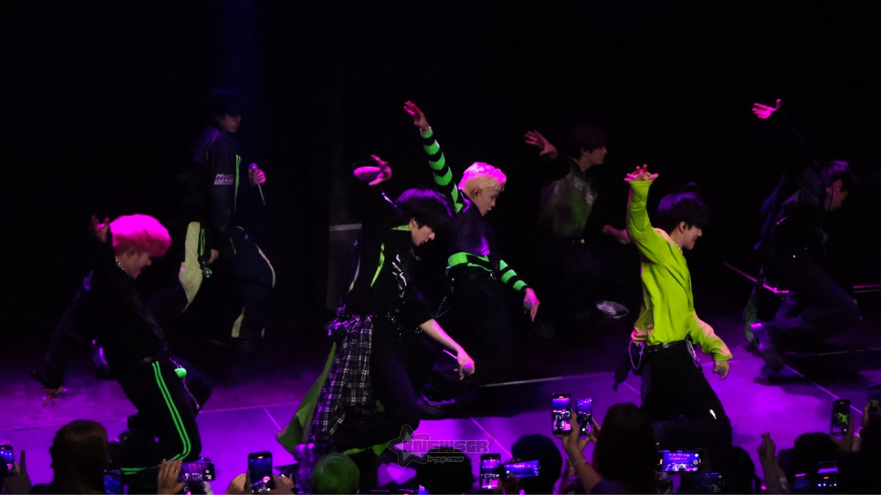 TRENDZ concert in Athens, Greece, 'GLOW' Tour TRENDZ concert in Athens, Greece, 'GLOW' Tour