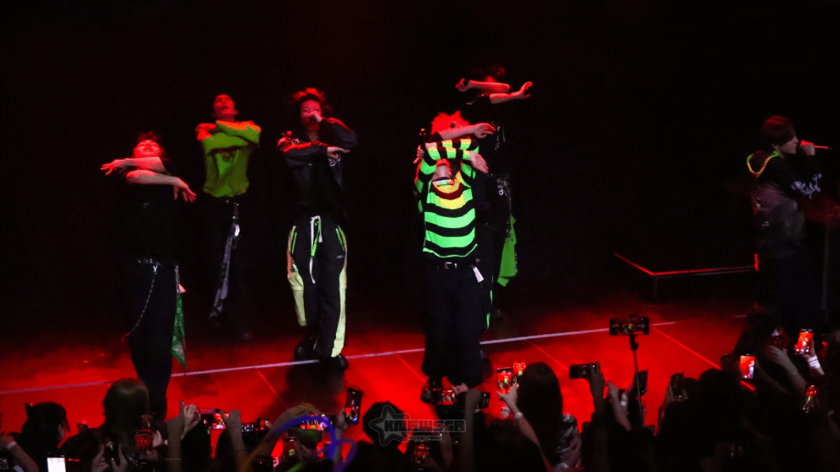 TRENDZ concert in Athens, Greece, 'GLOW' Tour